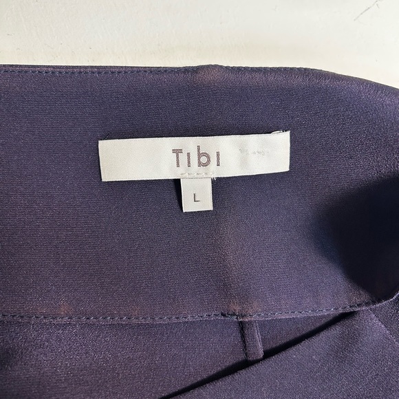 TIBI navy blue 100% silk cold shoulder blouse with adjustable shoulder straps - Picture 4 of 8